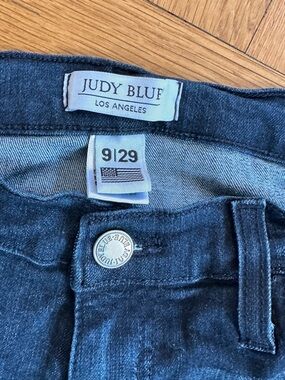 Judy Blue 9/29 boot cut frayed hem low rise jeans dark with whiskering